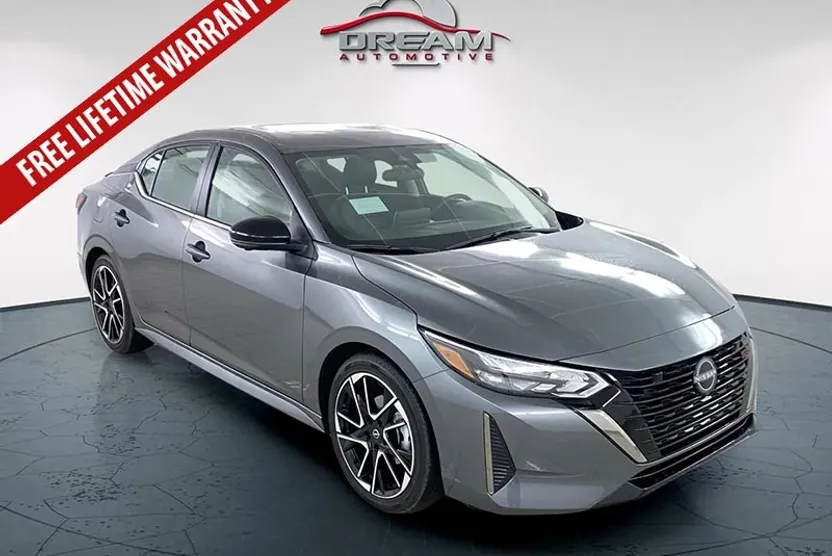 2025 Nissan Sentra SR photo 1