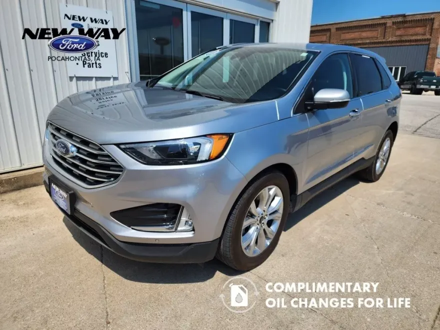 2024 Ford Edge Titanium photo 1