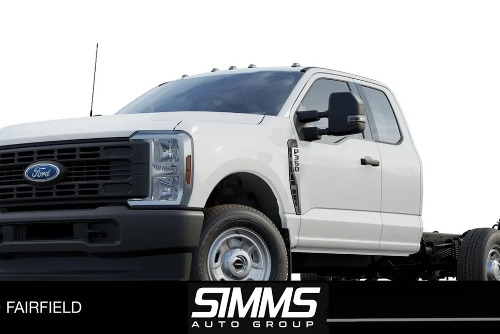 2025 Ford F-350 XL photo 1