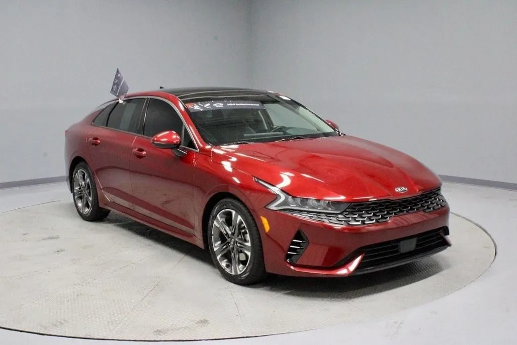 2021 Kia K5 EX photo 1