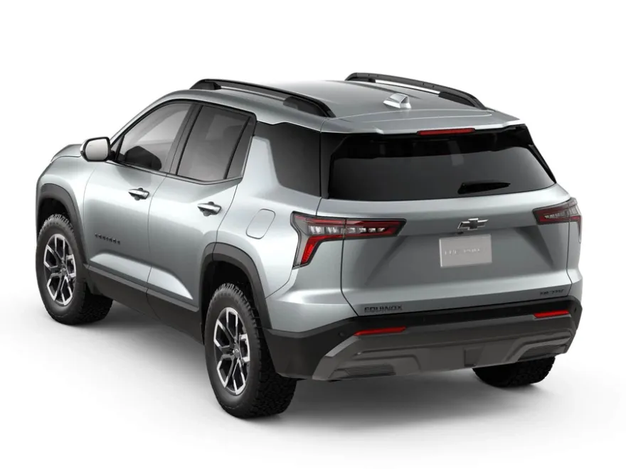 2026 Chevrolet Equinox ACTIV photo 1