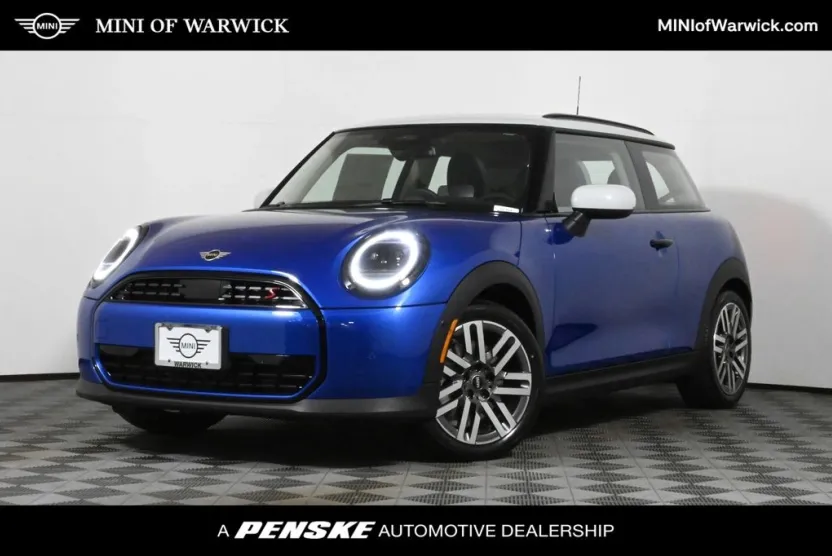 2025 Mini Cooper Signature photo 1