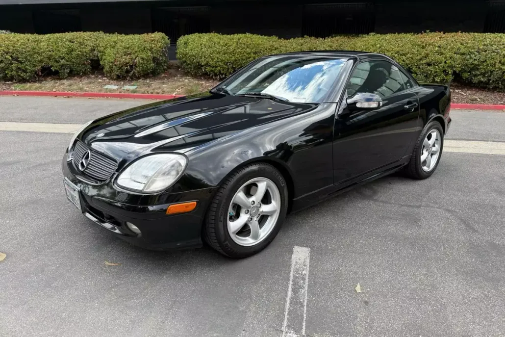 2001 Mercedes Benz SLK photo 1
