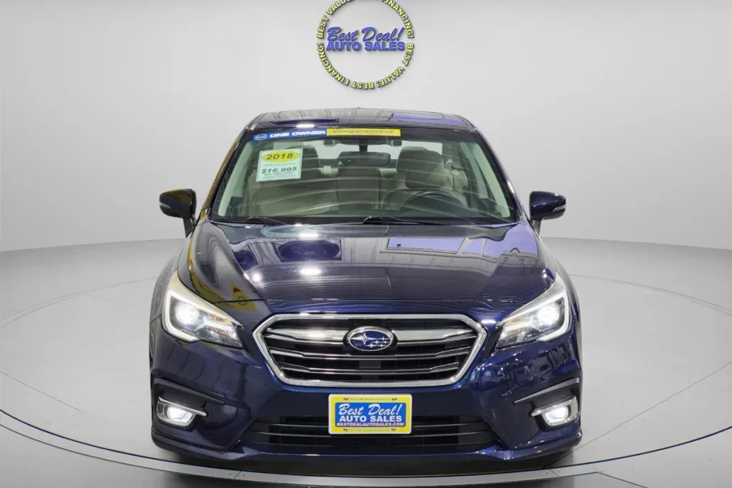 2018 Subaru Legacy 3.6R Limited photo 1