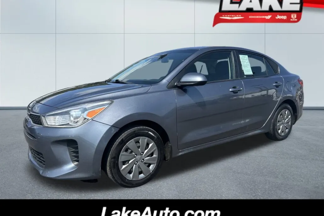 2020 Kia Rio S photo 1