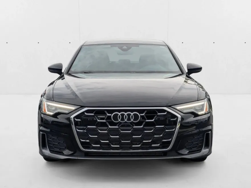 2024 Audi A6 Premium Plus TFSI Quattro photo 1