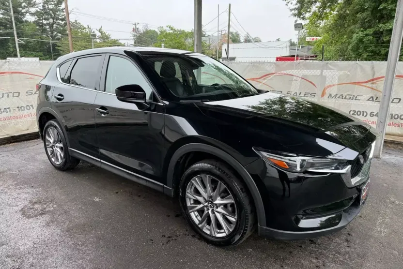 2020 Mazda CX-5 Grand Touring Sport photo 1