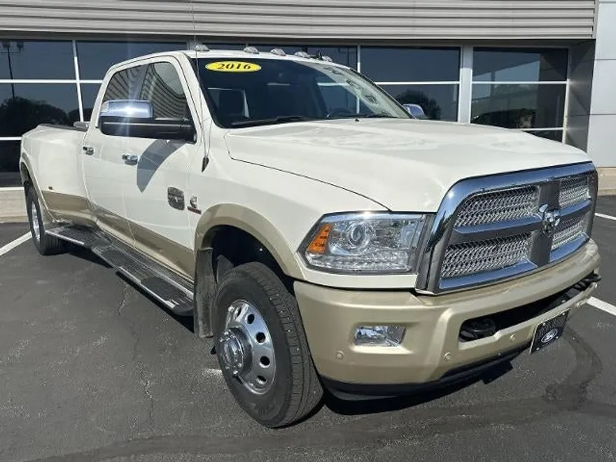 2016 Ram 3500 Longhorn photo 1