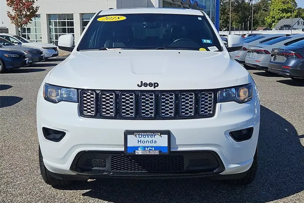 2018 Jeep Grand Cherokee Altitude photo 1