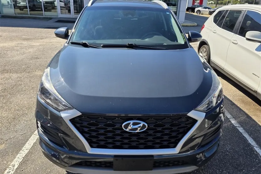 2019 Hyundai Tucson SEL photo 1