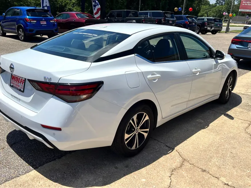 2022 Nissan Sentra SV photo 5