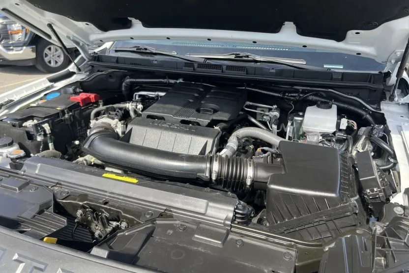 2024 Nissan Frontier PRO-4X photo 1