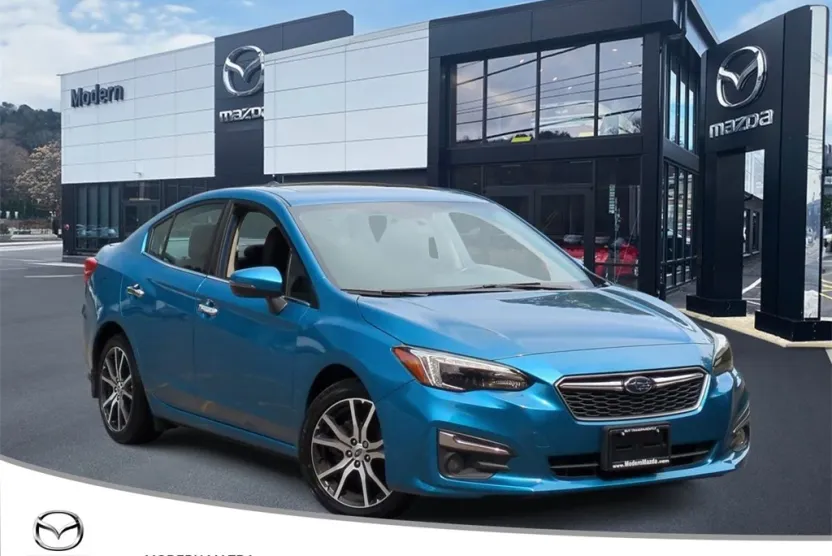 2017 Subaru Impreza 2.0i Limited photo 1