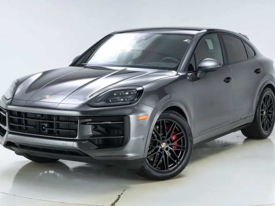 2025 Porsche Cayenne Coupe S photo 1