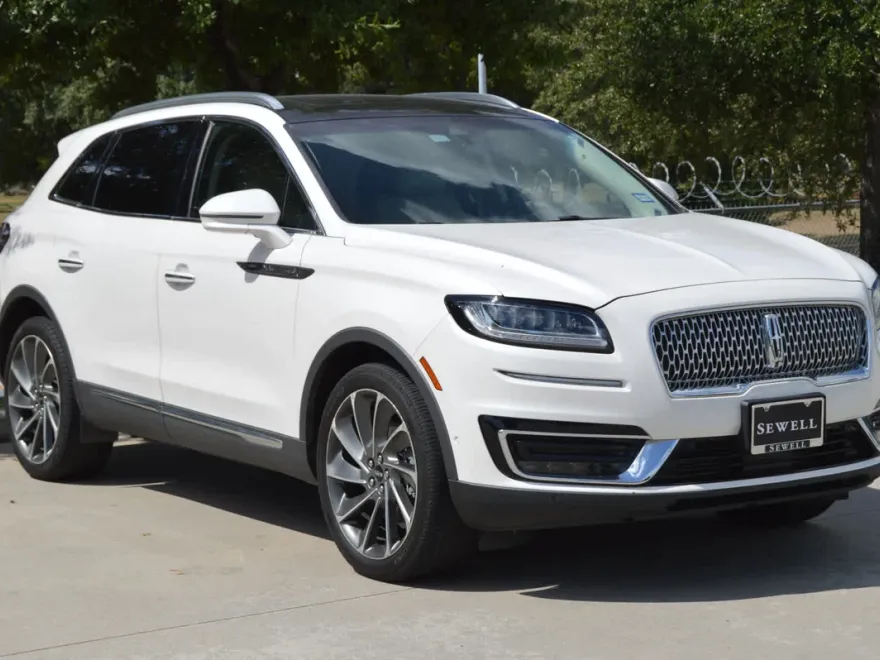 2019 Lincoln Nautilus Reserve photo 1
