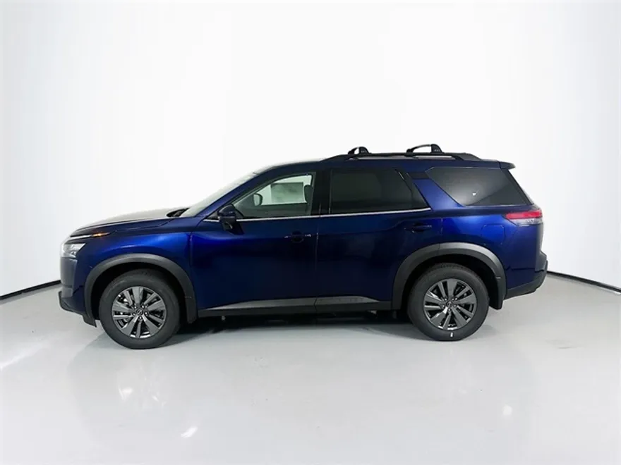 2025 Nissan Pathfinder SV photo 1