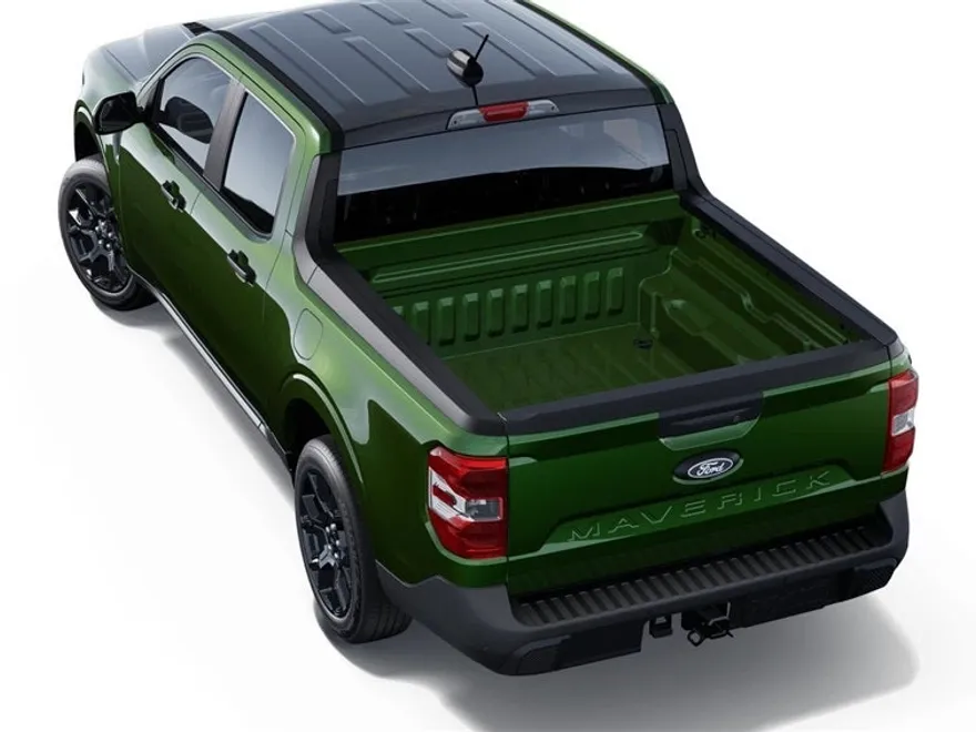 2025 Ford Maverick XLT photo 1