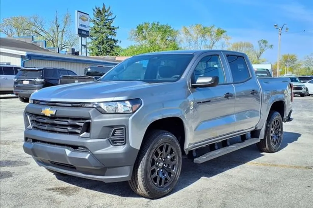 2025 Chevrolet Colorado LT photo 1