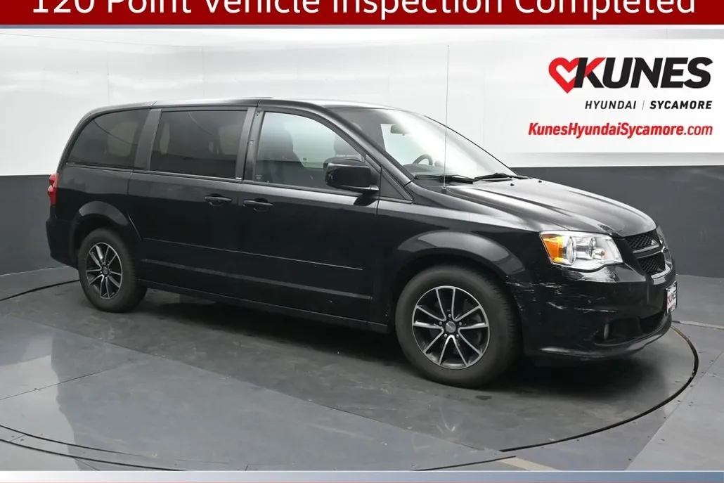 2014 Dodge Grand Caravan SXT photo 1