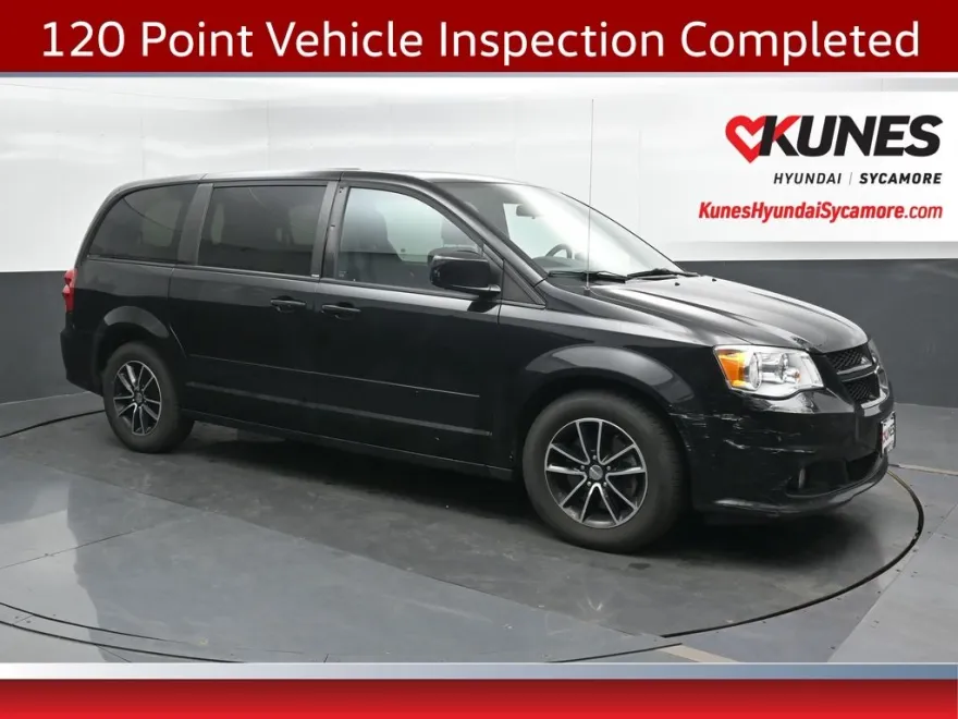 2014 Dodge Grand Caravan SXT photo 1