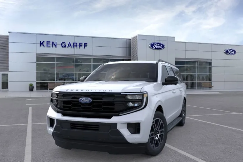 2025 Ford Expedition MAX photo 1