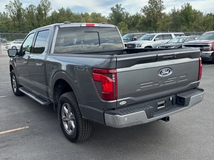 2024 Ford F-150 XLT photo 1