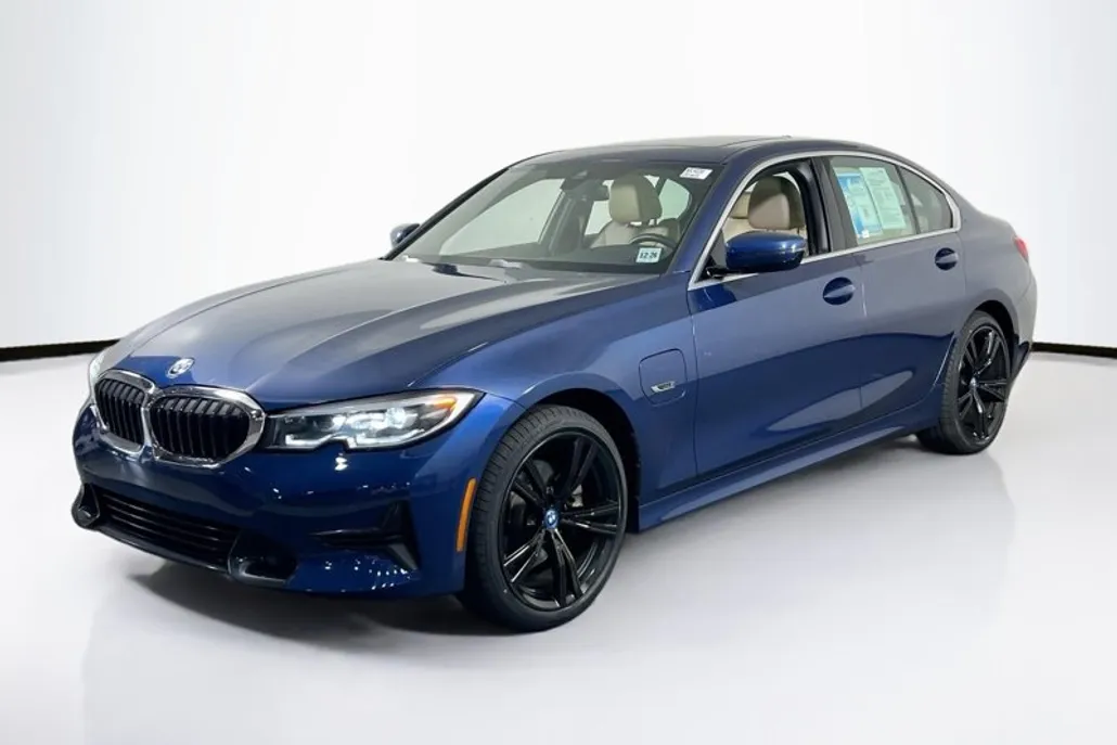 2022 Bmw 330e 330xe photo 1