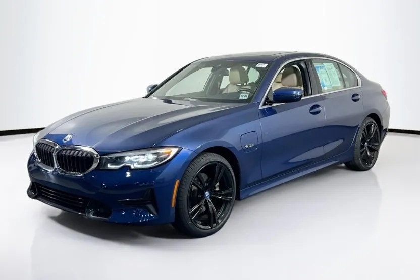 2022 Bmw 330e 330xe photo 1