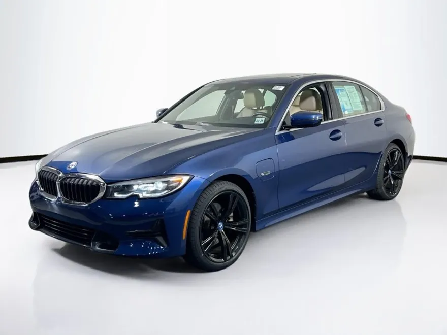 2022 Bmw 330e 330xe photo 1