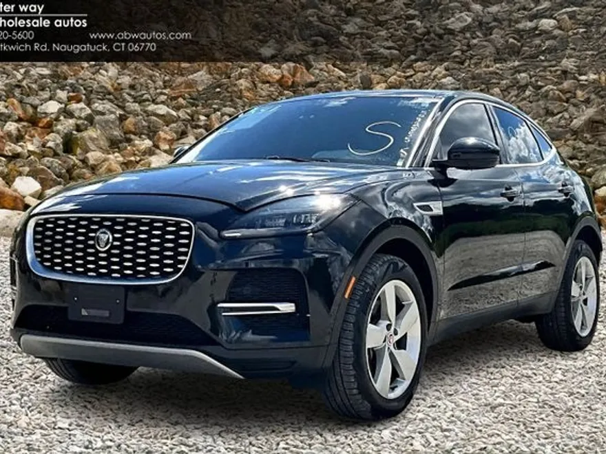 2022 Jaguar E-PACE P250 SE photo 1