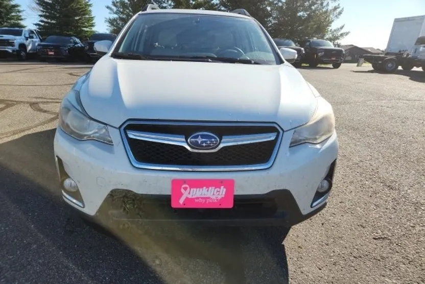 2016 Subaru Crosstrek 2.0i Limited photo 1