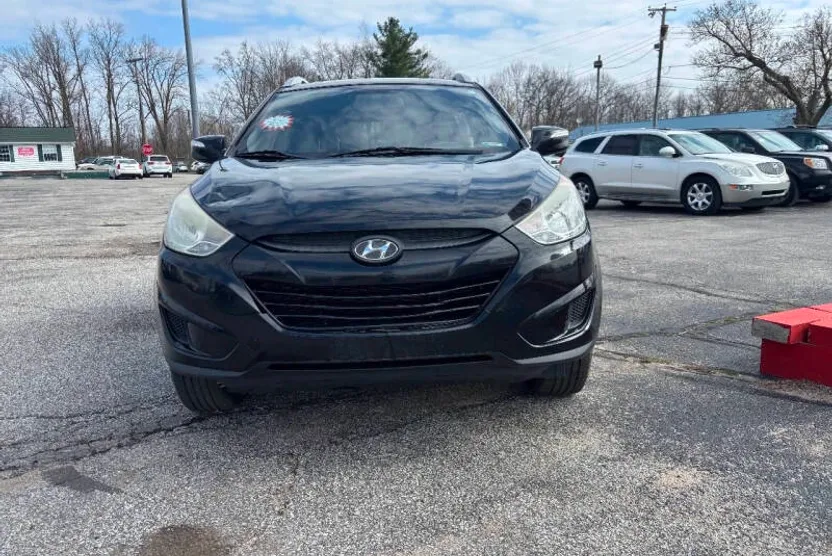 2012 Hyundai Tucson GLS photo 1