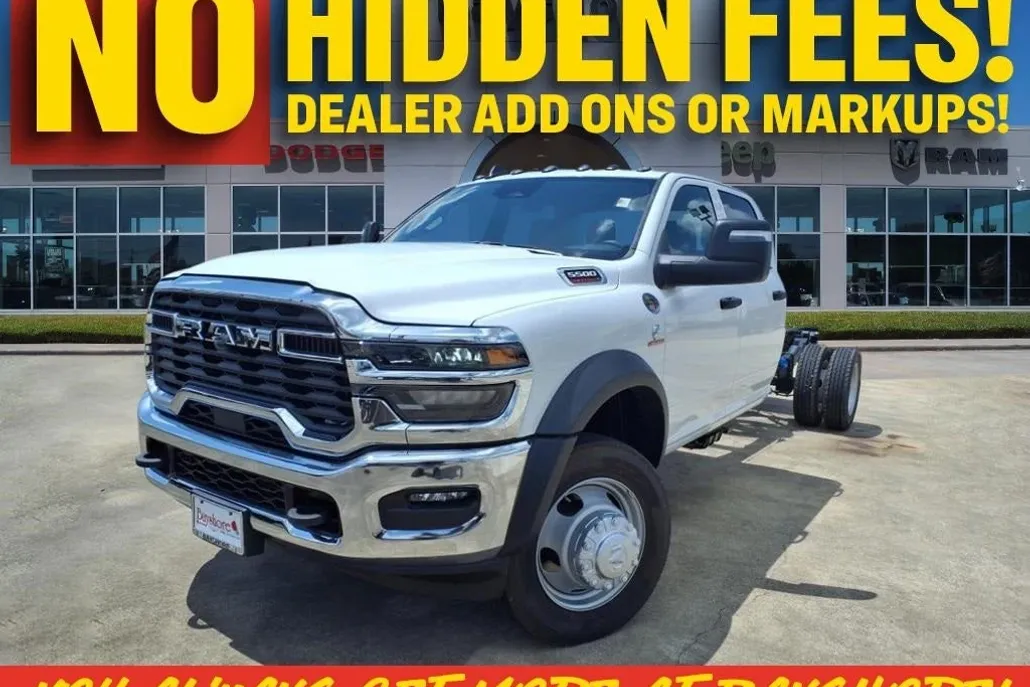 2025 Ram 5500 Tradesman photo 1