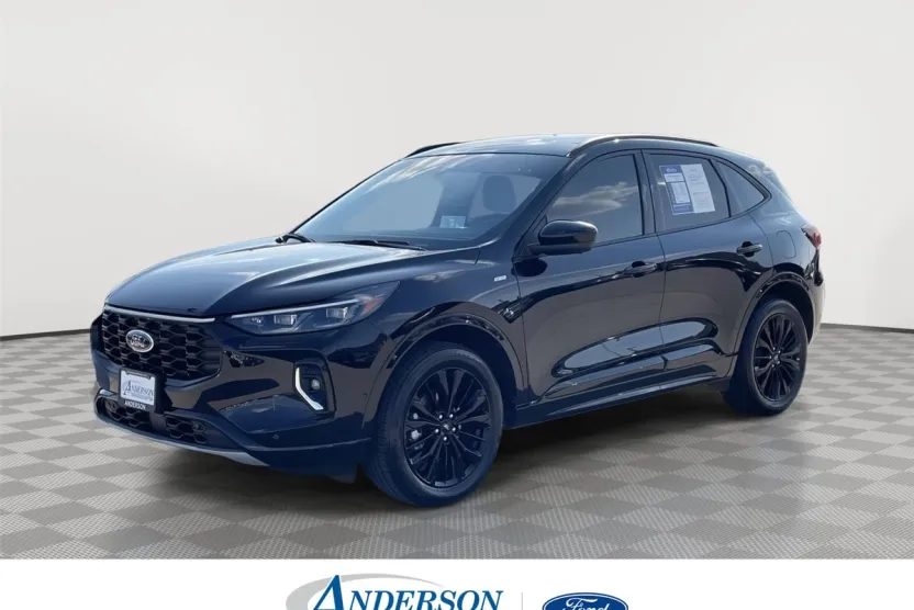 2023 Ford Escape ST-Line Elite photo 1