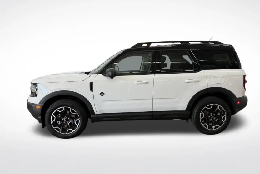 2025 Ford Bronco Sport Outer Banks photo 1