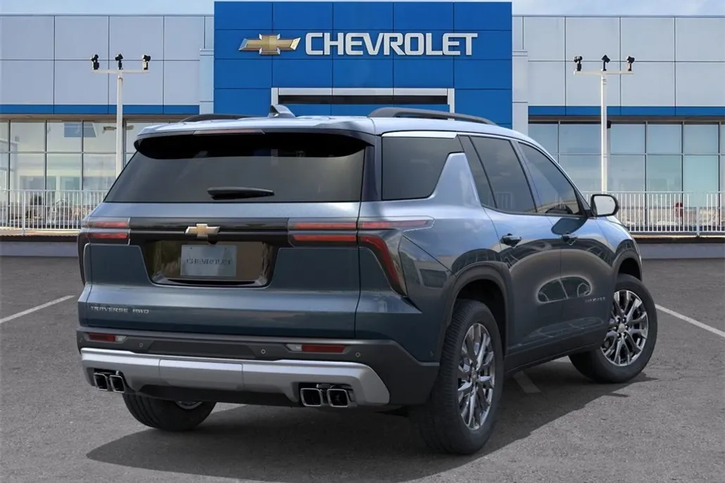2026 Chevrolet Traverse photo 1