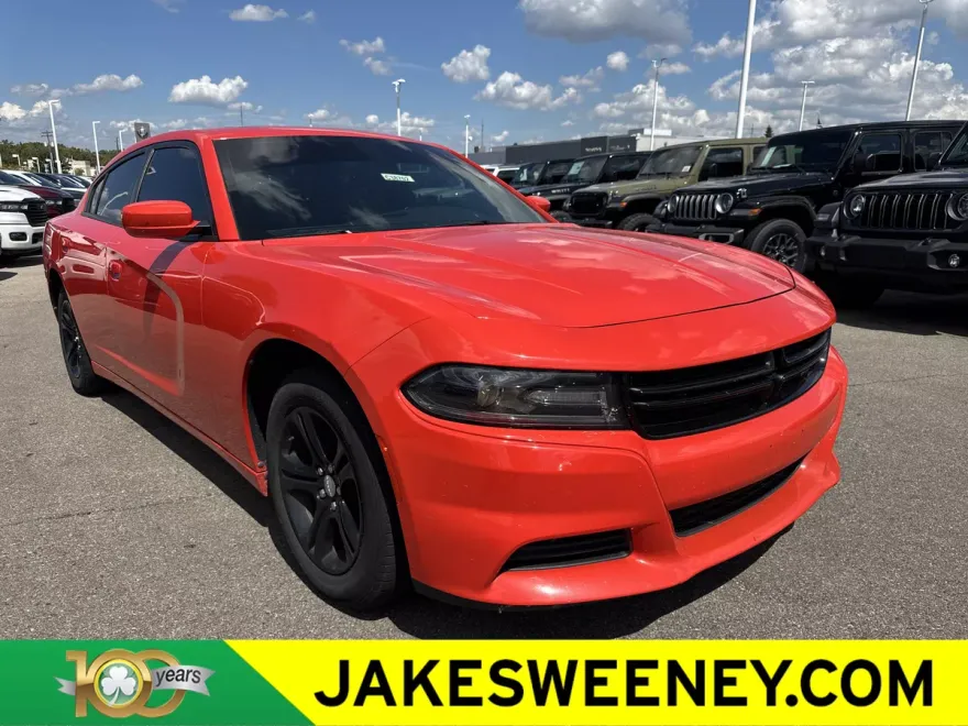 2020 Dodge Charger SXT photo 1