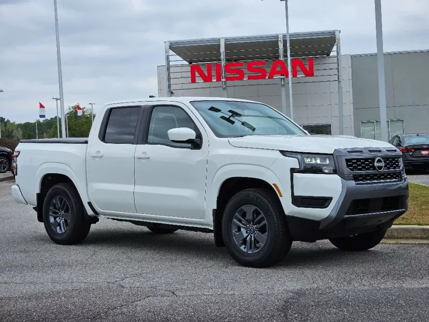 2026 Nissan Frontier SV photo 1