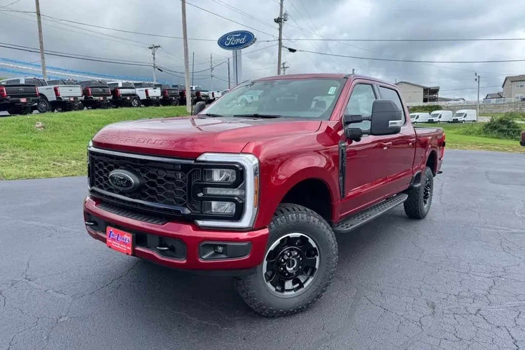 2025 Ford F-350 photo 1