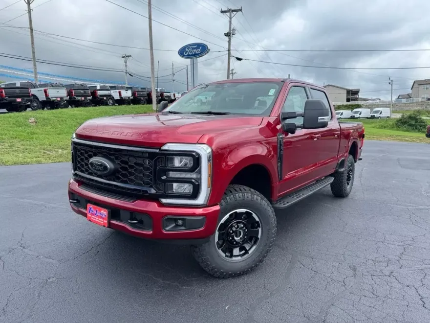 2025 Ford F-350 photo 1
