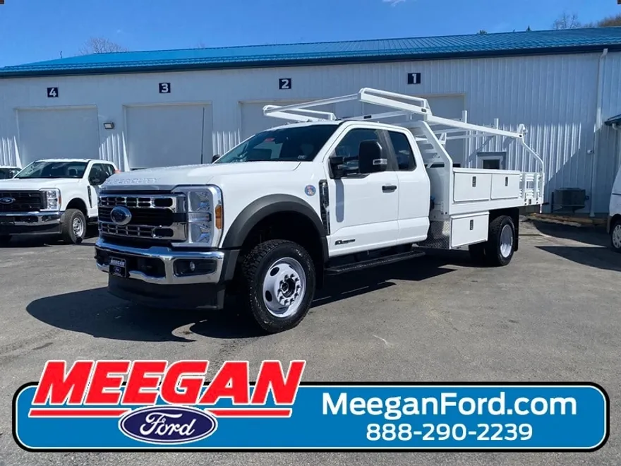 2025 Ford F-550 XL photo 1