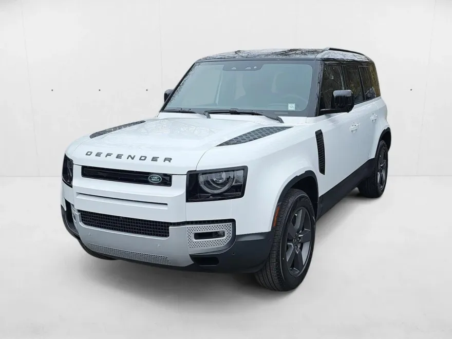 2025 Land Rover Defender 110 S photo 1