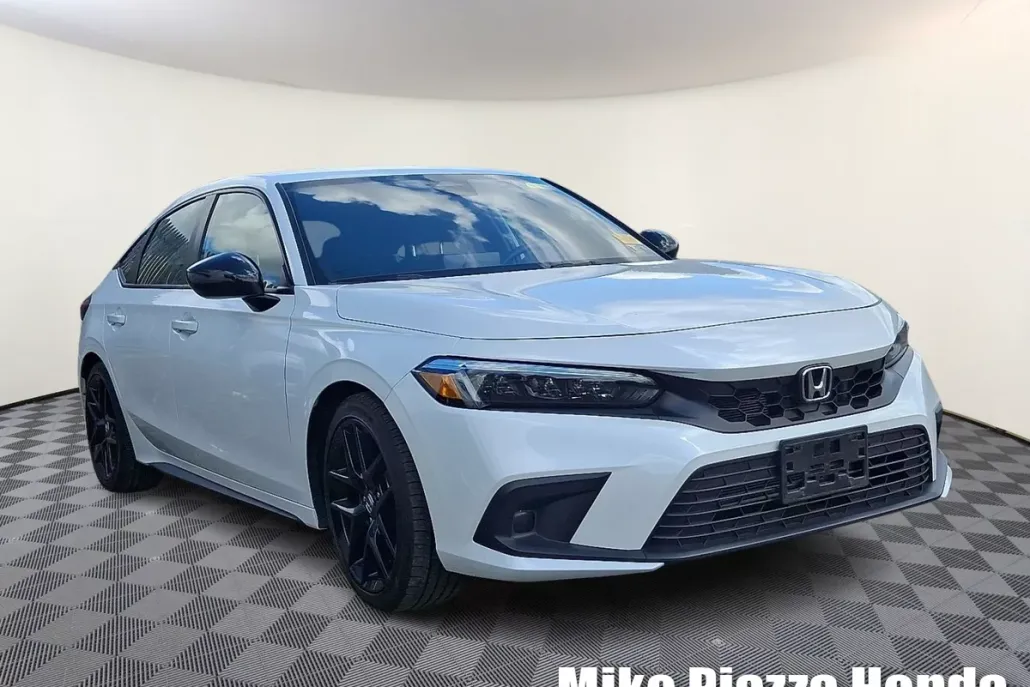 2023 Honda Civic Sport Hatchback photo 1