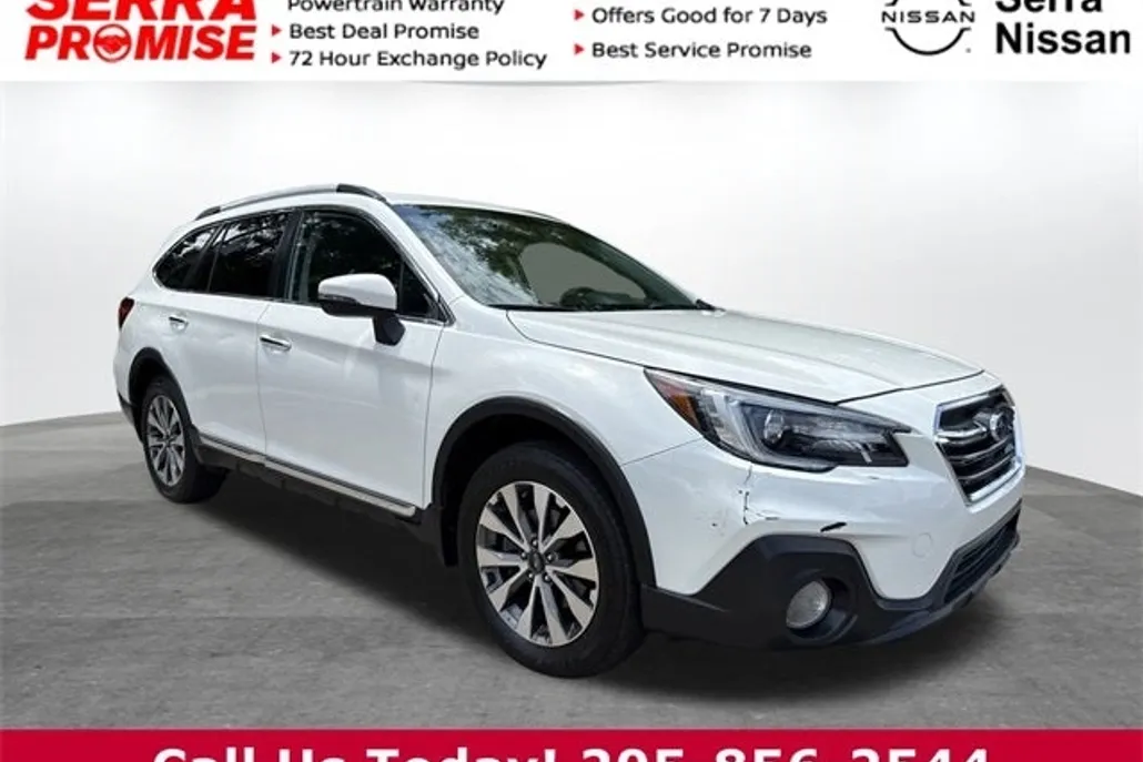 2018 Subaru Outback 3.6R Touring photo 1