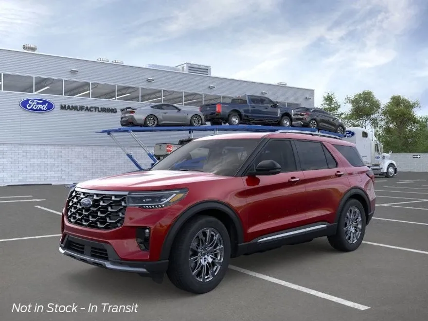 2025 Ford Explorer Platinum photo 1