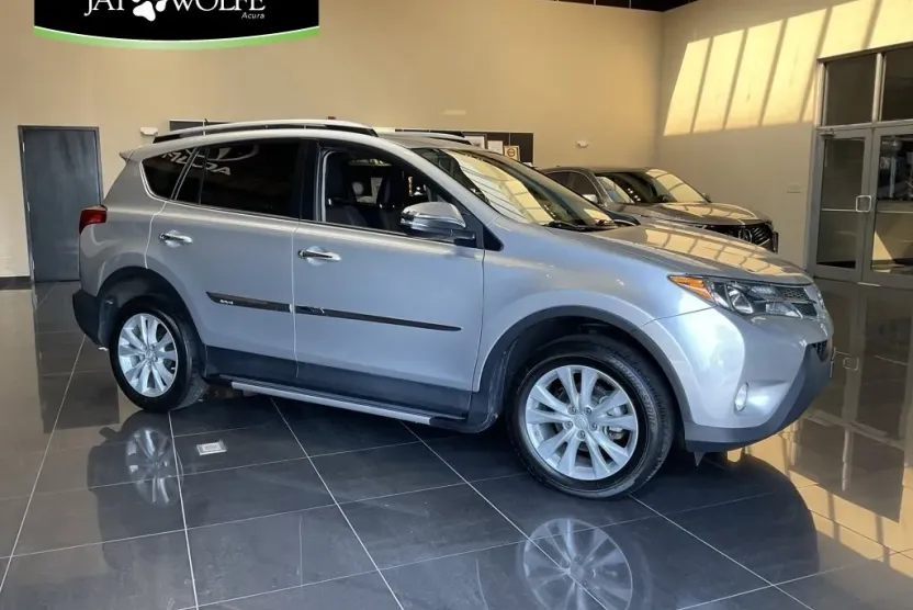 2014 Toyota RAV4 Limited photo 1