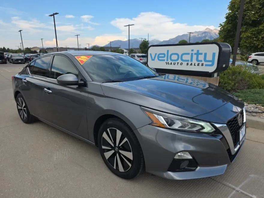 2019 Nissan Altima 2.5 SL photo 1