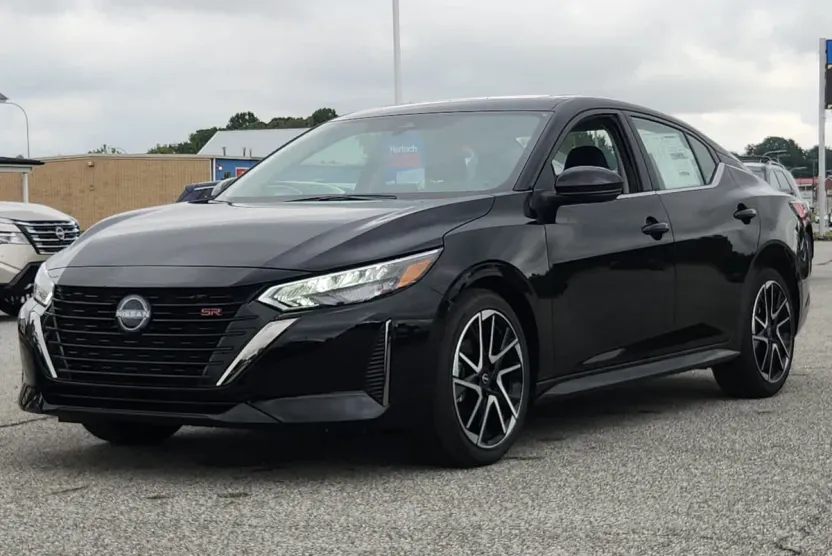 2025 Nissan Sentra SR photo 1