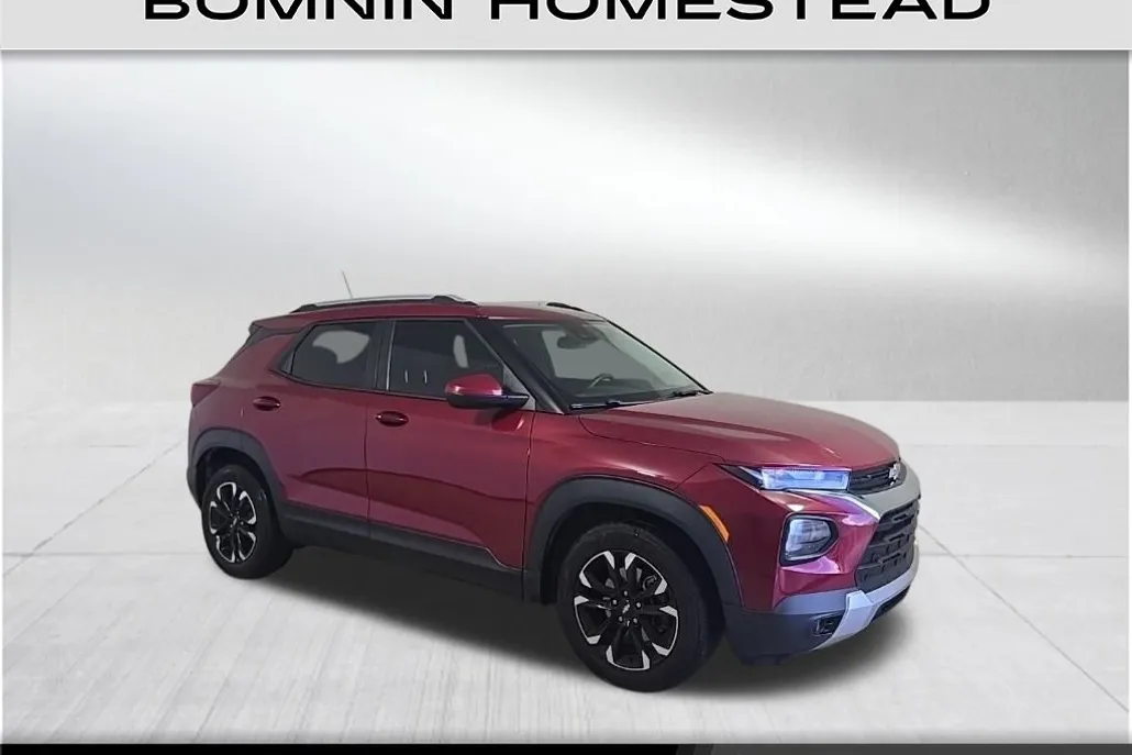 2021 Chevrolet Trailblazer LT photo 1