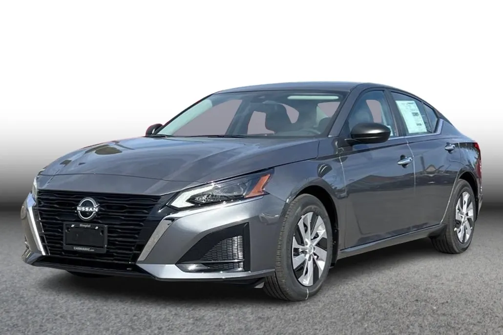 2025 Nissan Altima 2.5 S photo 1